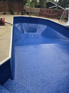 Middleton, WI. Merlin Mix and Match Diamond Cliff Tile Border with Sierra Bottom, in the .27 mil., with Textured Steps