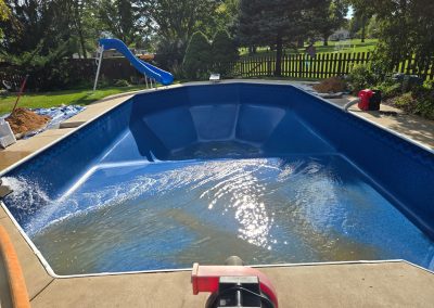 Liner #44. Spring Green, WI. Latham Corolla Tile Border with Stardust Blue bottom, in the .20 mil